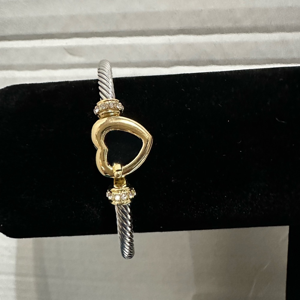 Silver Cable Flex Heart Station Bracelet - Women Jewelry